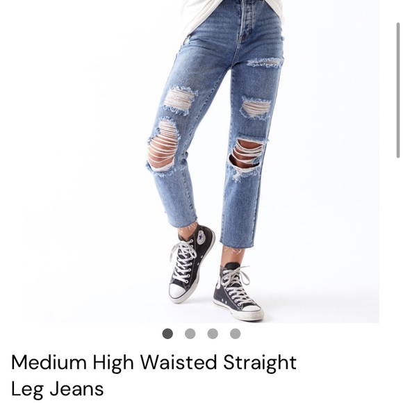 Pacsun Medium High Waisted Jeans - Picture 3 of 3